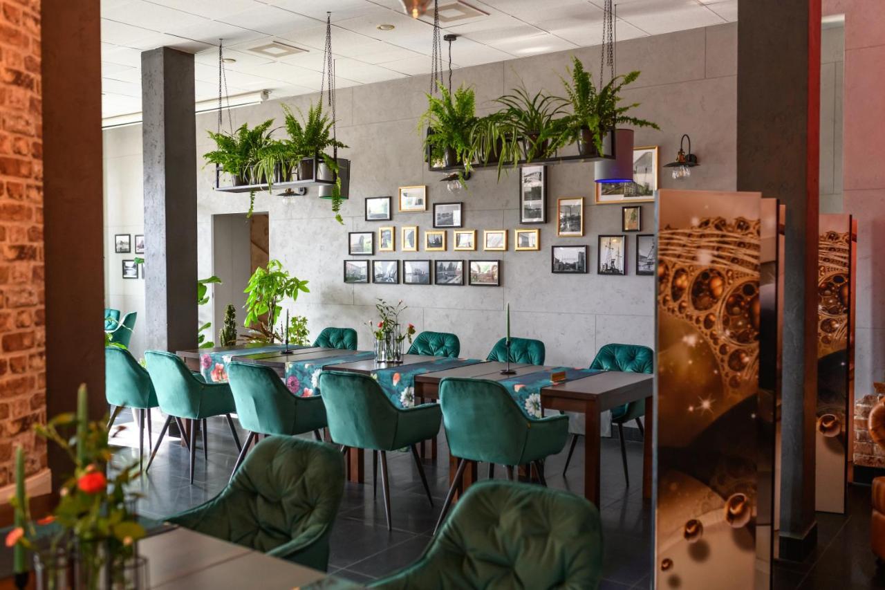 Nata Pokoje Goscinne Restauracja Libiaz Exteriér fotografie