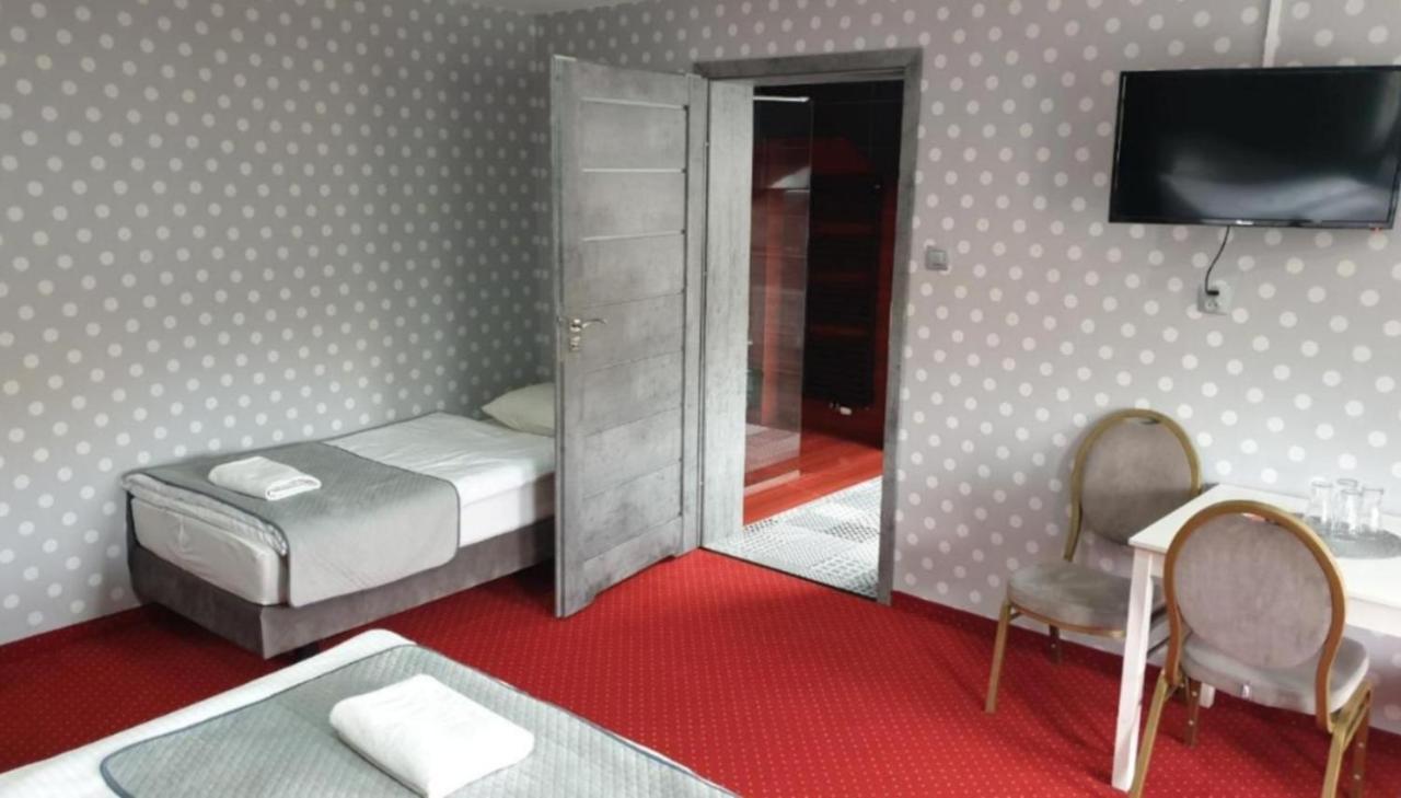 Nata Pokoje Goscinne Restauracja Libiaz Exteriér fotografie