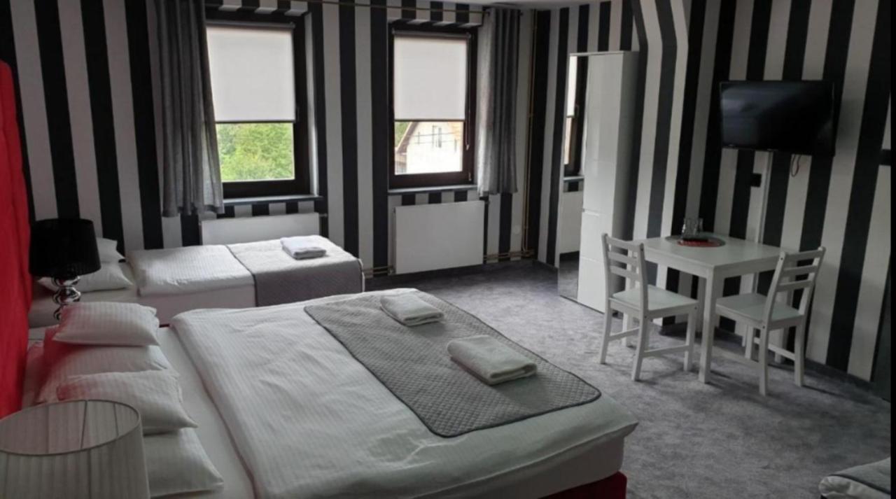 Nata Pokoje Goscinne Restauracja Libiaz Exteriér fotografie