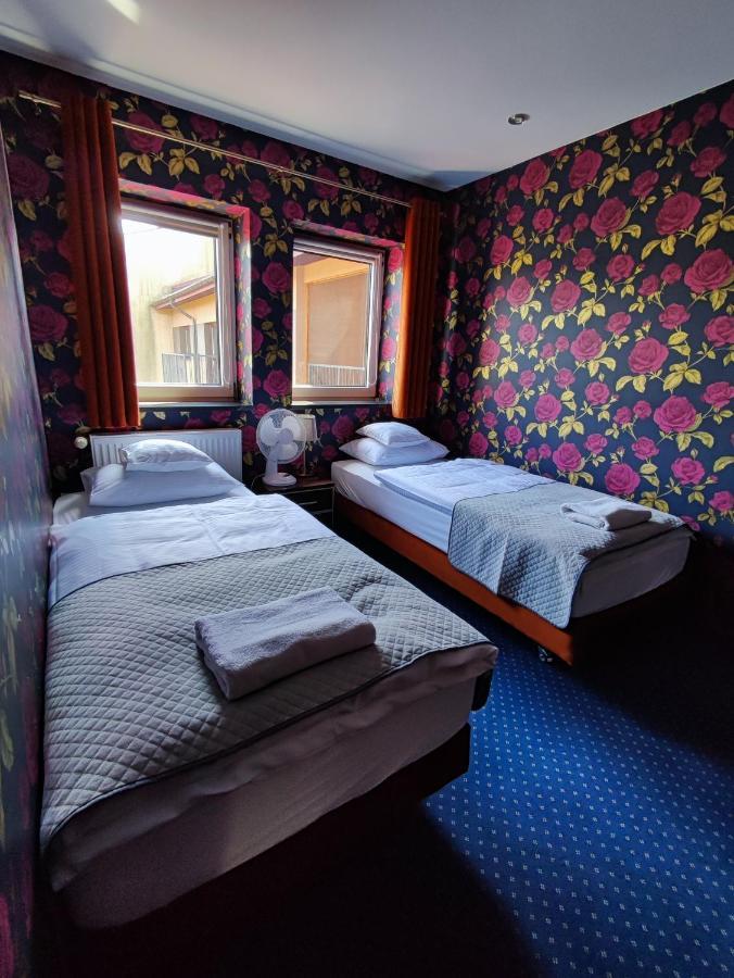 Nata Pokoje Goscinne Restauracja Libiaz Exteriér fotografie
